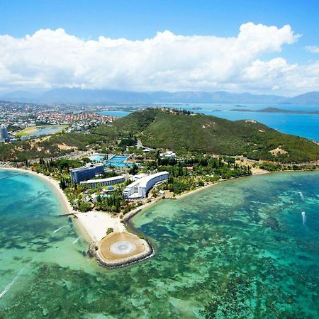 Le Meridien Noumea Resort & Spa Exterior photo