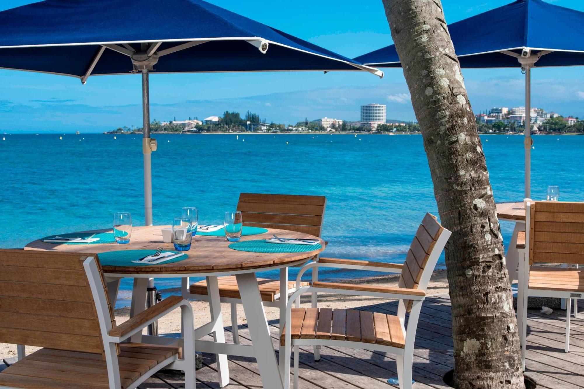 Le Meridien Noumea Resort & Spa Exterior photo
